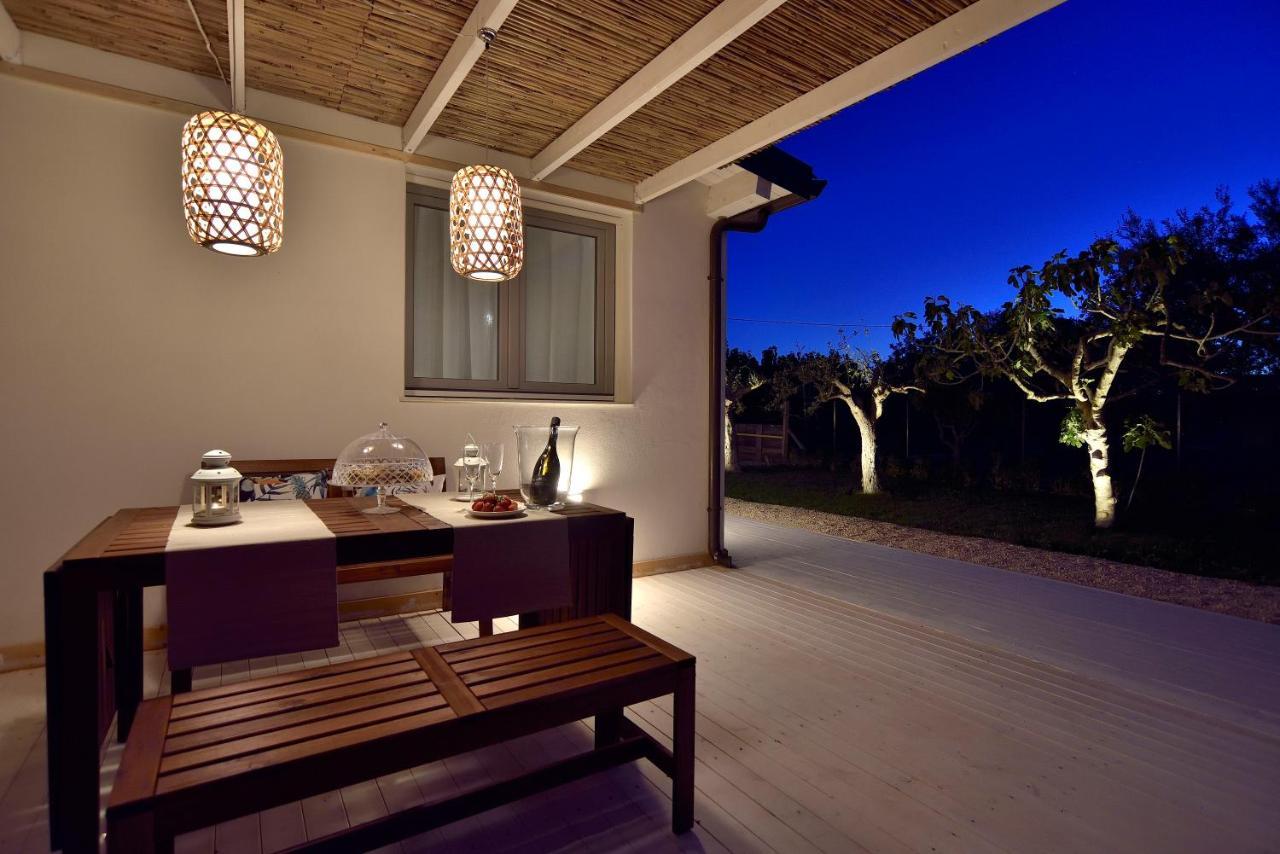 Villa Federica Con Piscina/With Pool 산타 마리아 델 포칼로 외부 사진