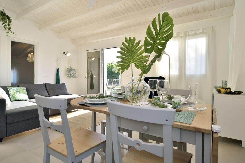 Villa Federica Con Piscina/With Pool 산타 마리아 델 포칼로 외부 사진